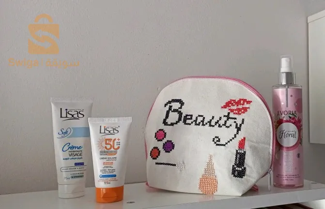 makeup pouch
