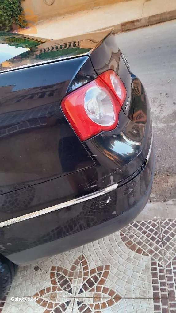 passat B6 noir 2.0 TDI 143ch