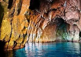 رحلة صيفية عائلية لشاطئ الكهوف العجيبة في جيجل يوم الأربعاء14 أوت الرحلة مدتها 48 ساعة (يومين) لحجز الأماكن يرجى الإتصال بهاذ الرقم: 0670890647