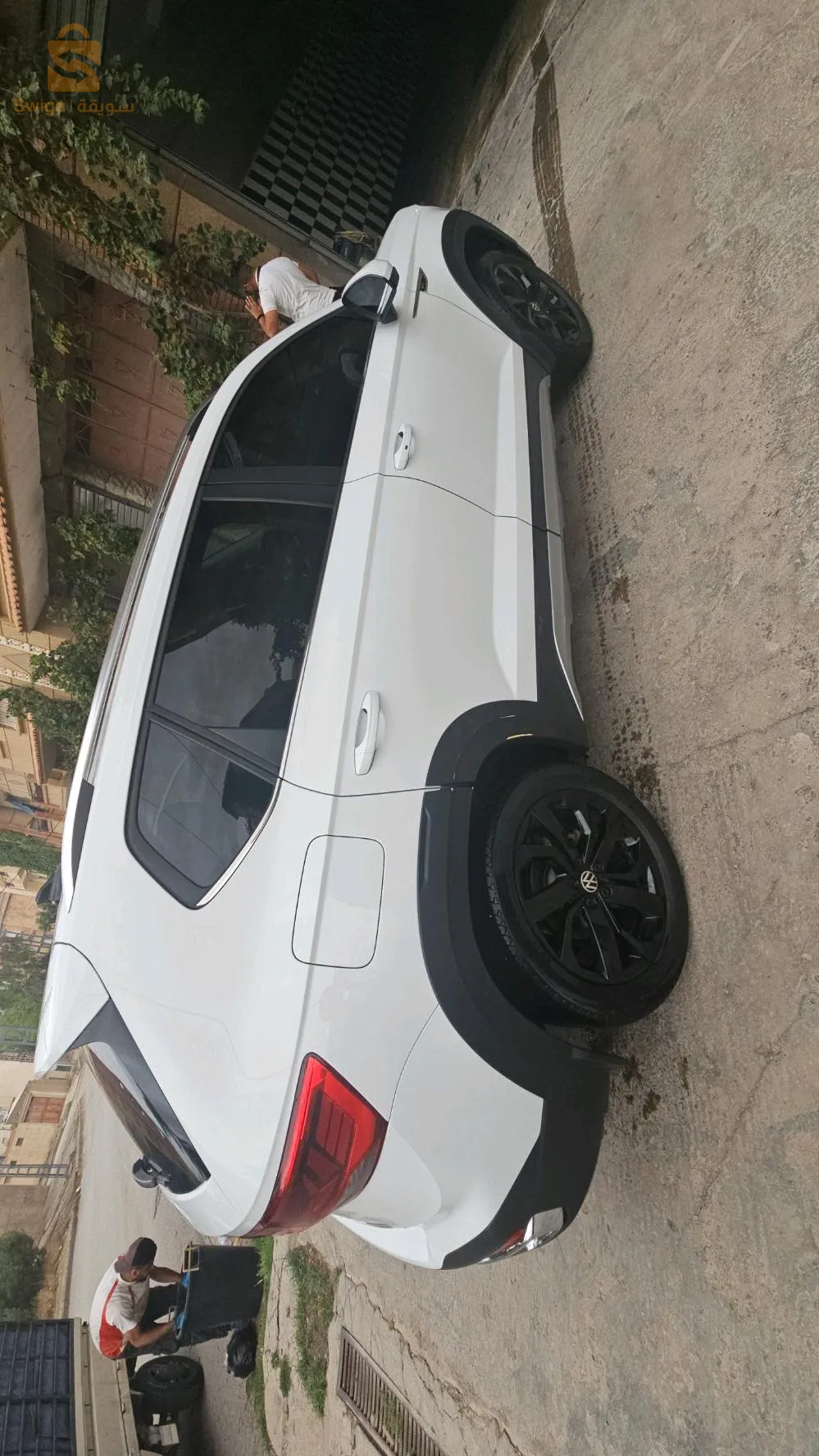 سياره جديده الله يبارك 
ا