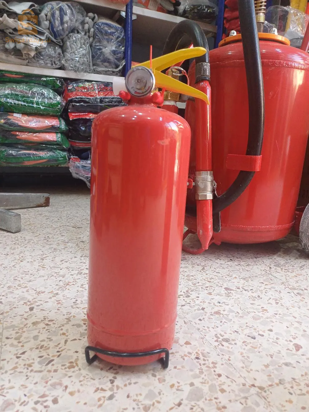 🧯🧯🔥 قارورة إطفاء النار