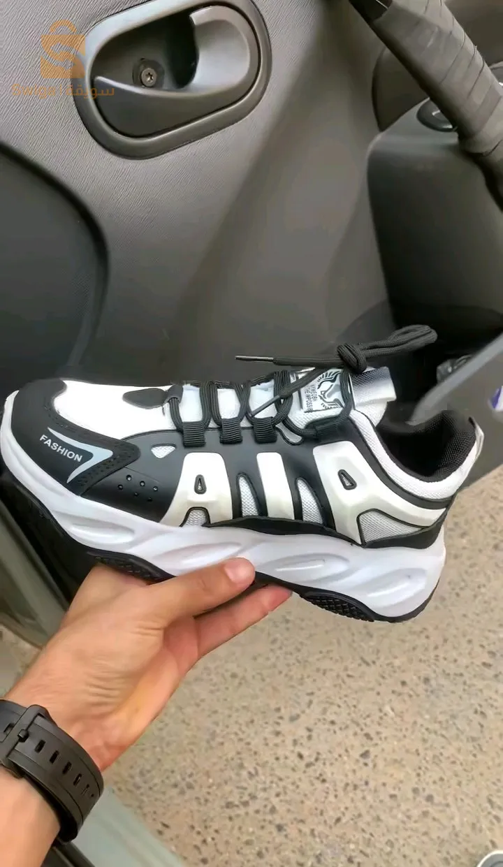 very nice new shoes, can be worn with all outfits