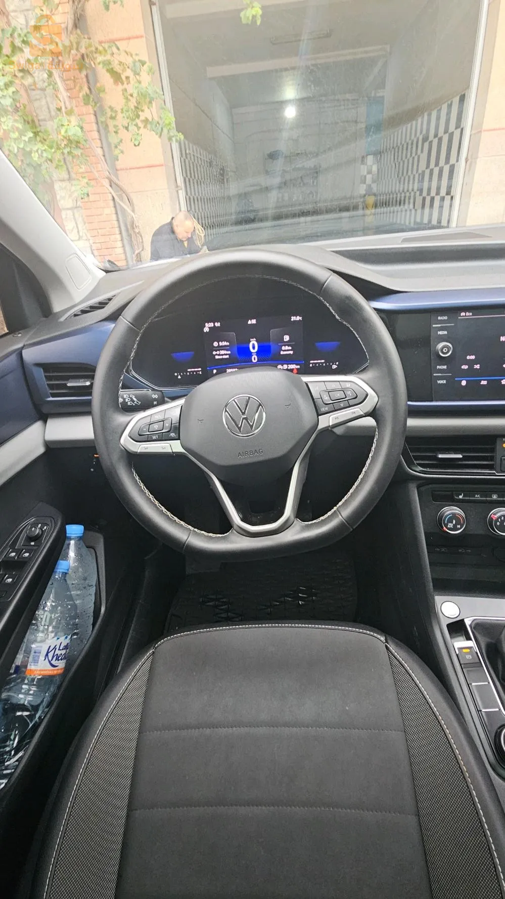 سياره جديده الله يبارك 
ا