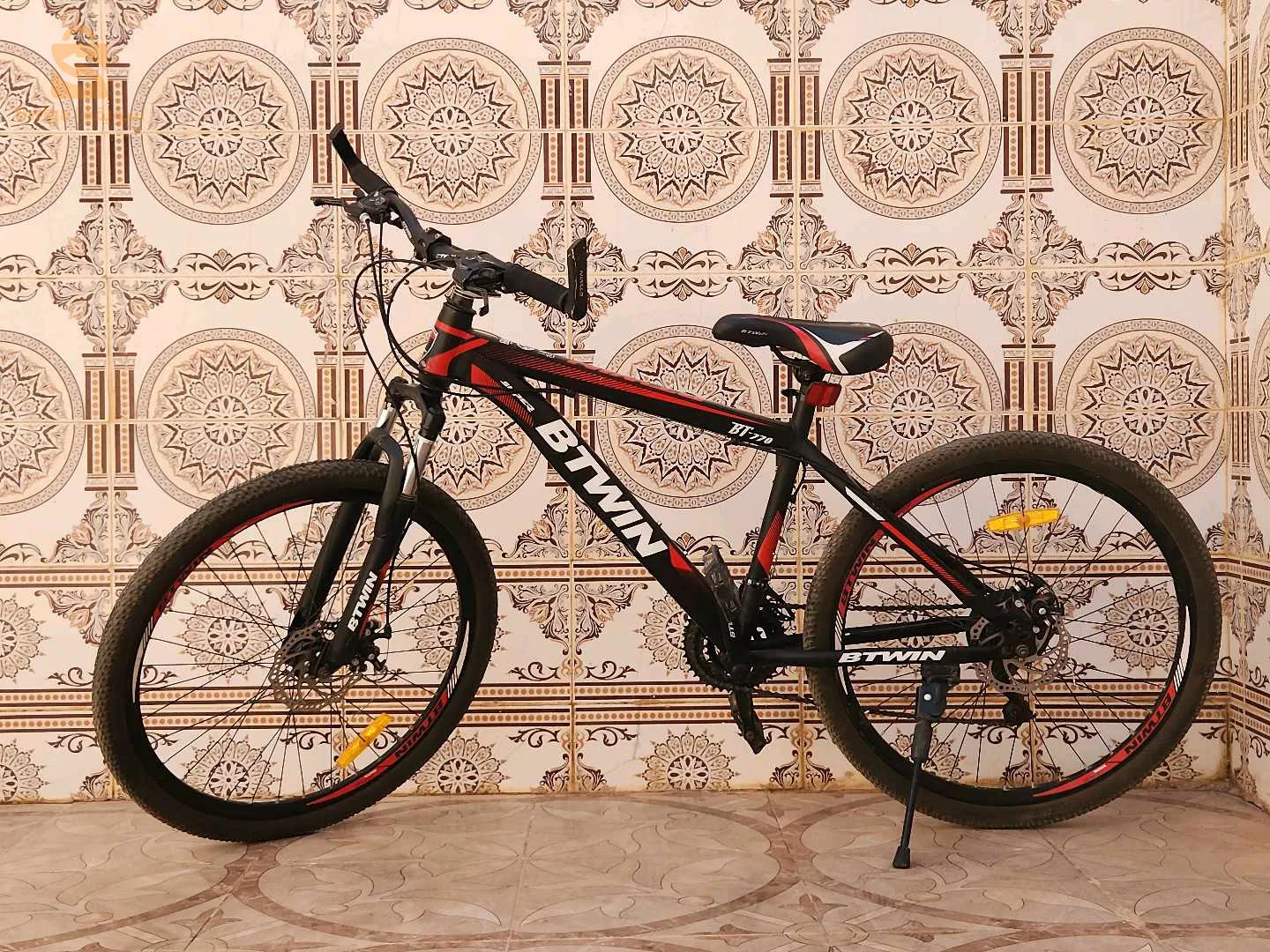 Btwin-770