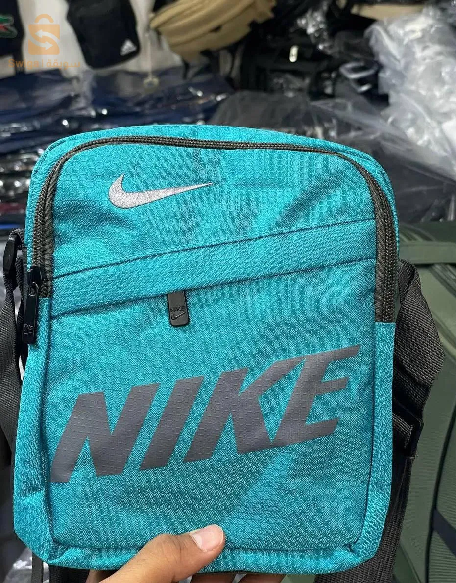 Sacocha nike ✔️حاجا شابة بسومة واعرة🚨Prix: 1900‼️Livraison disponible 🚗لخر ميلحقش