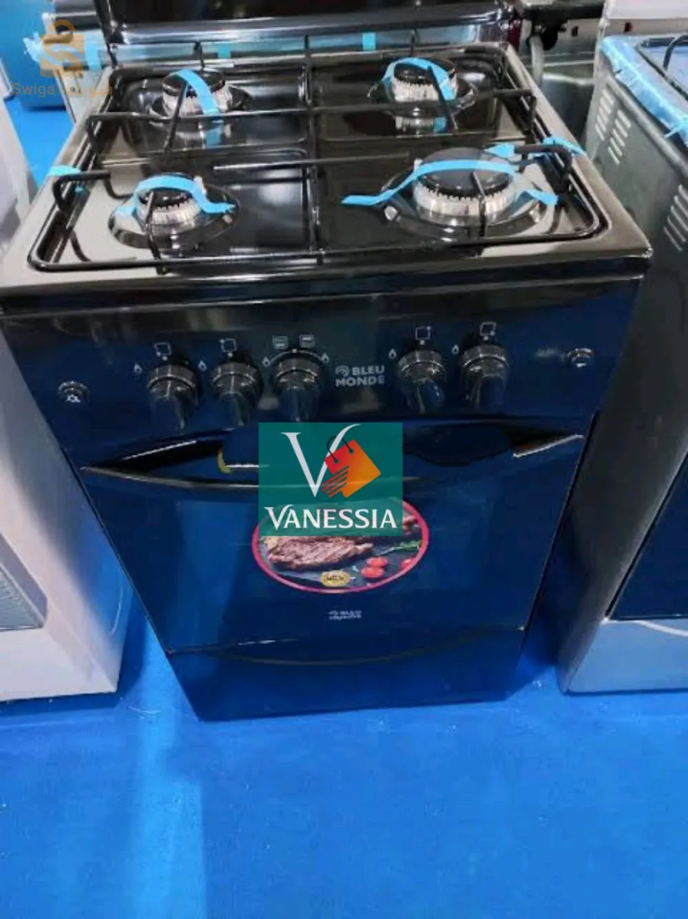 Cuisinière marque bleu monde noir
 
✅ Garantie 24 mois
✅50cm
✅4 feux
✅Noir
✅4 briquets
✅ tourne broche