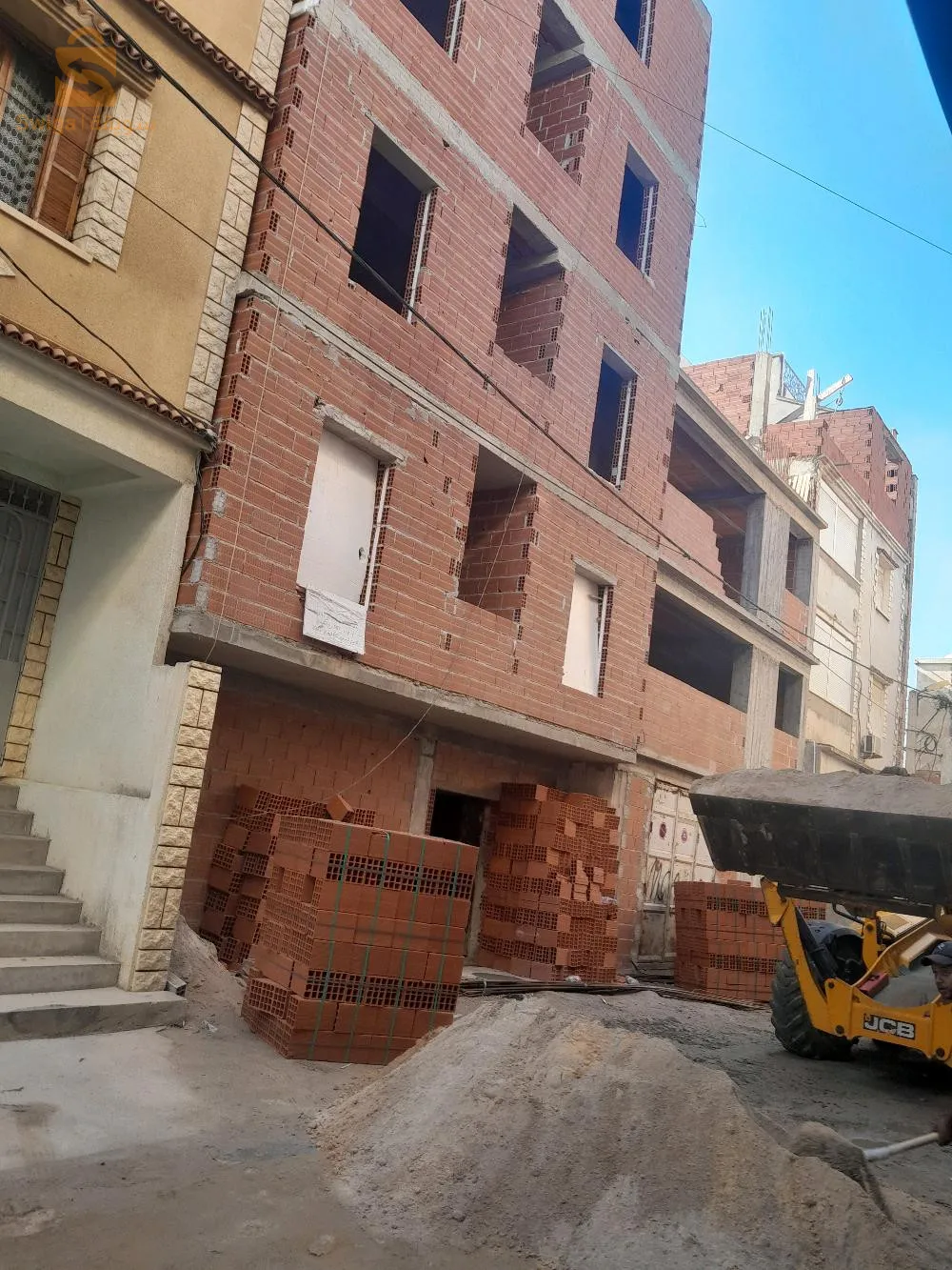 Projecr *HIDIA*🏗🏘
*Disponible F2 54m² & 53m2+ cour .
*Disponible RDC & 2ème étage .
*Bordj el kiffan 🚠🛣
Contactez-nous 🤝📲
0770582637