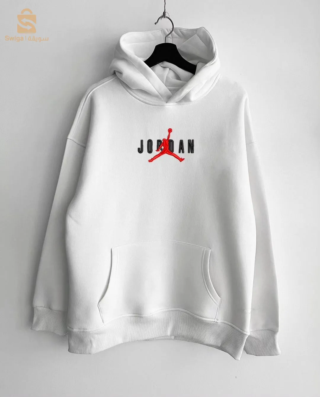 تيشيرت 
قطن 100٪
الالوان: ابيض / اسود 
المقاس : S/M/L/XL