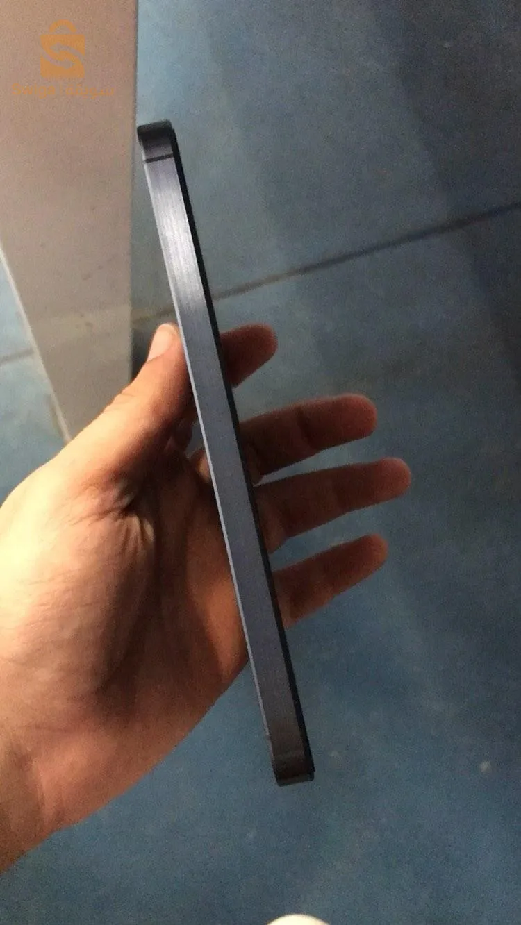 A55 8/128 Duos avec boite et cable