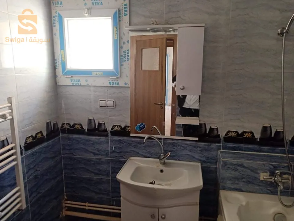 شقة للبيع 88م الطابق الرابع   ايسطو ولاية وهران