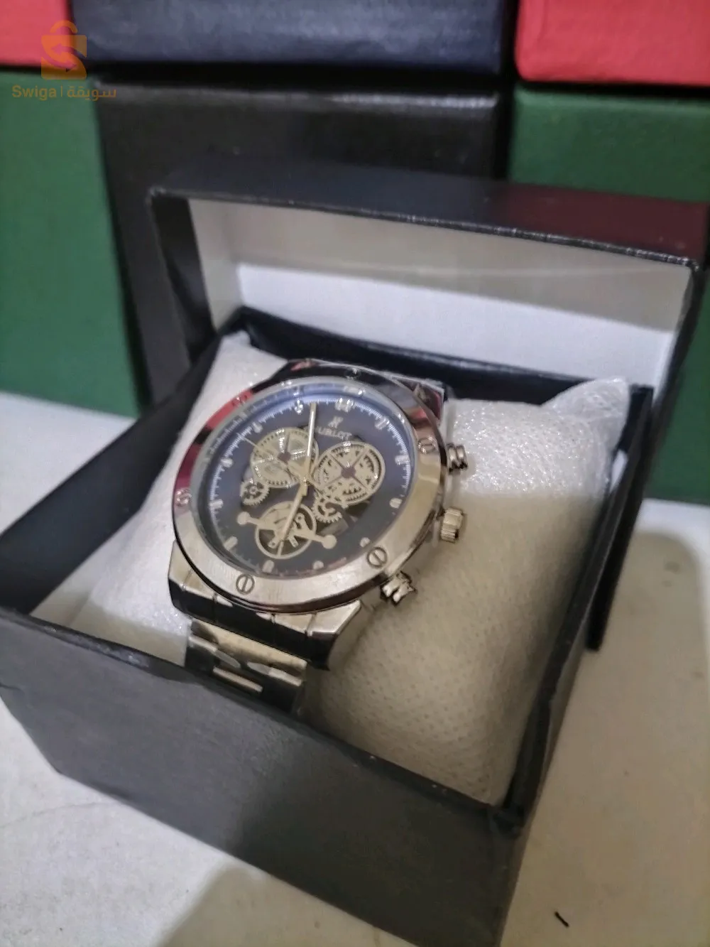 ساعة يد hublot