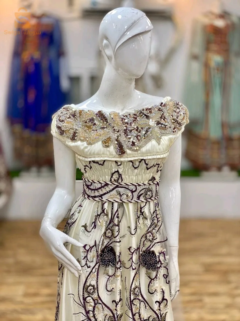 تصديبيعرة تبراز حرة