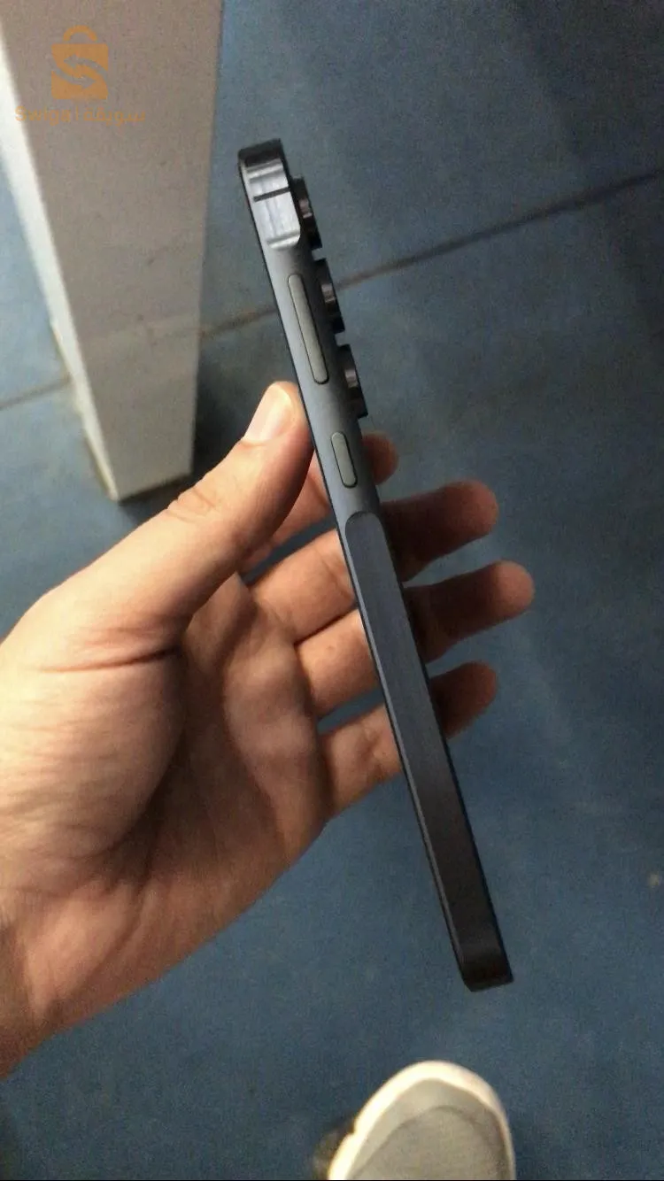 A55 8/128 Duos avec boite et cable