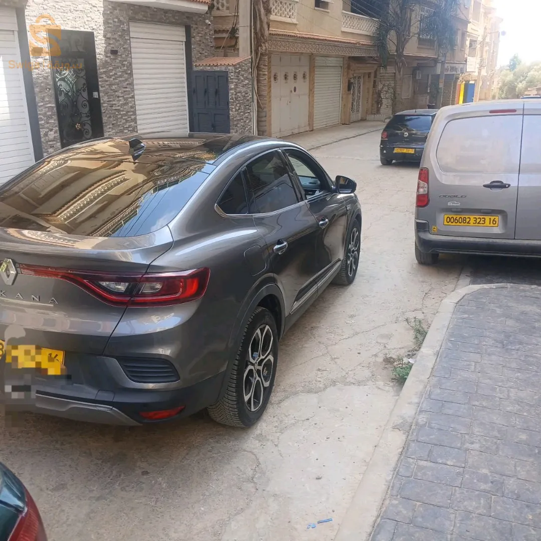 Renault arkana techno hybride