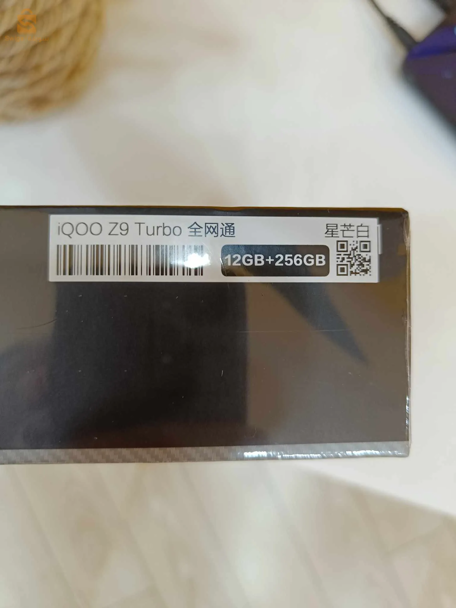 IQOO Z9 Turbo 
Processeur : 3.0 GHz Snap dragon 8s Gen 3 Mobile plateformem Octa_core
Stockage : 12GB RAM 
256GB 
BATTERIE 🔋 : 6000
علبة مغلقة 
التوصيل متوفر 58 ولاية الدفع عند الإستلام