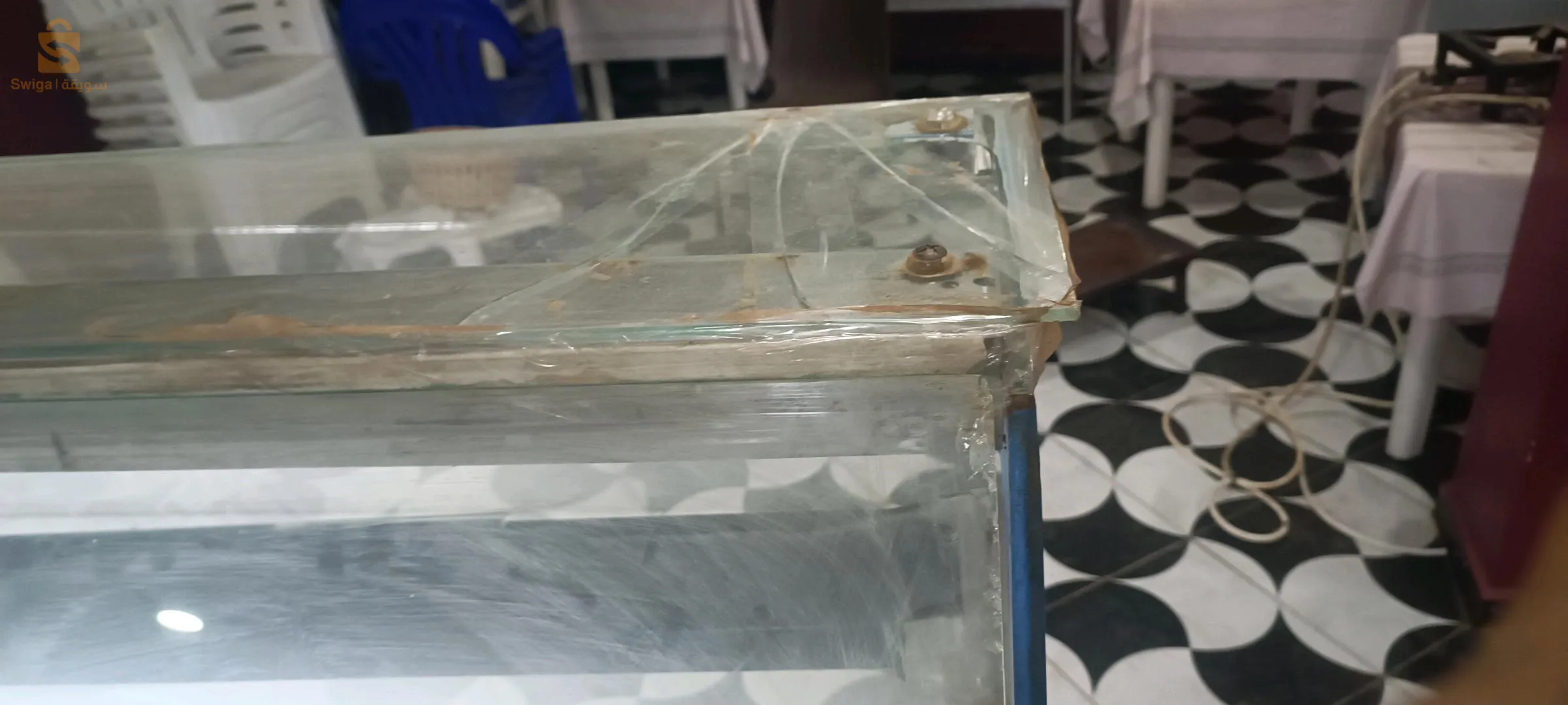 frigo prisontoir 2 metres /frigo prisontoir 2 port 1.5m