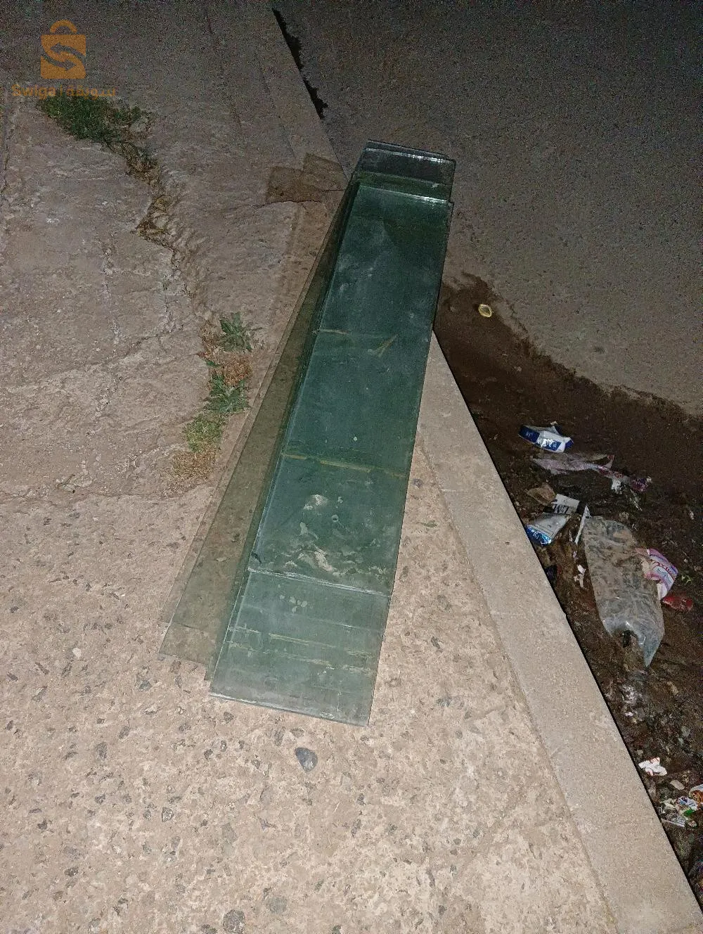 بيع باب حديد مستعمل و هوائي و ايطاجار زجاج