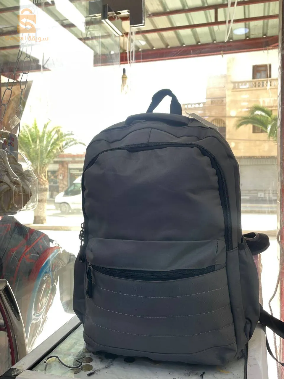 محافظ مدرسية تخص طور المتوسط وطور الثانوي