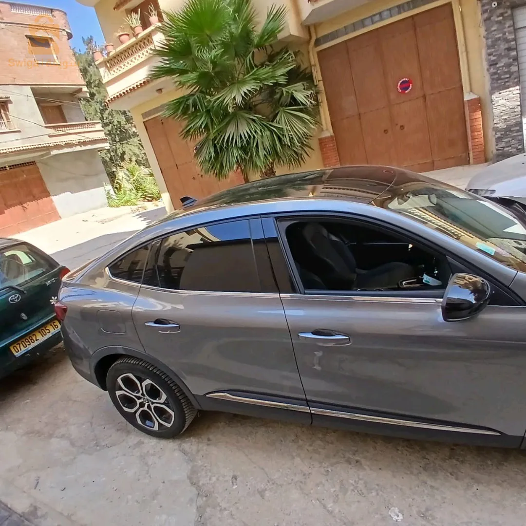 Renault arkana techno hybride