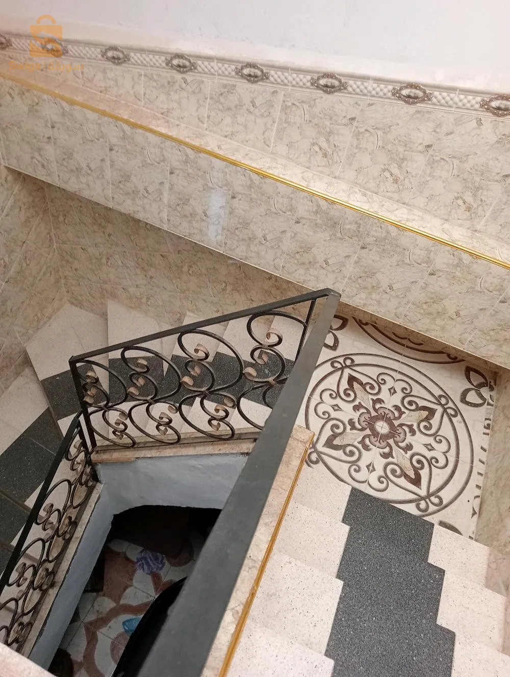 بيع سكن أرضي 1+1 سيدي بلعباس. تلموني رقم الهاتف 0779220343