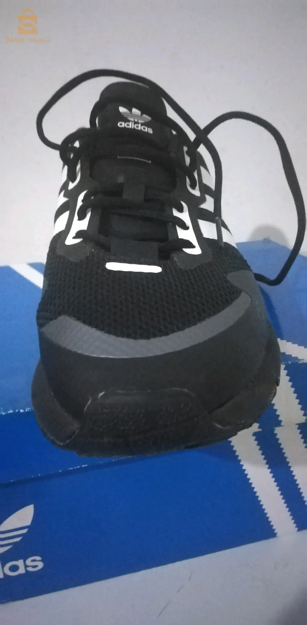 حذاء رياضي مستورد