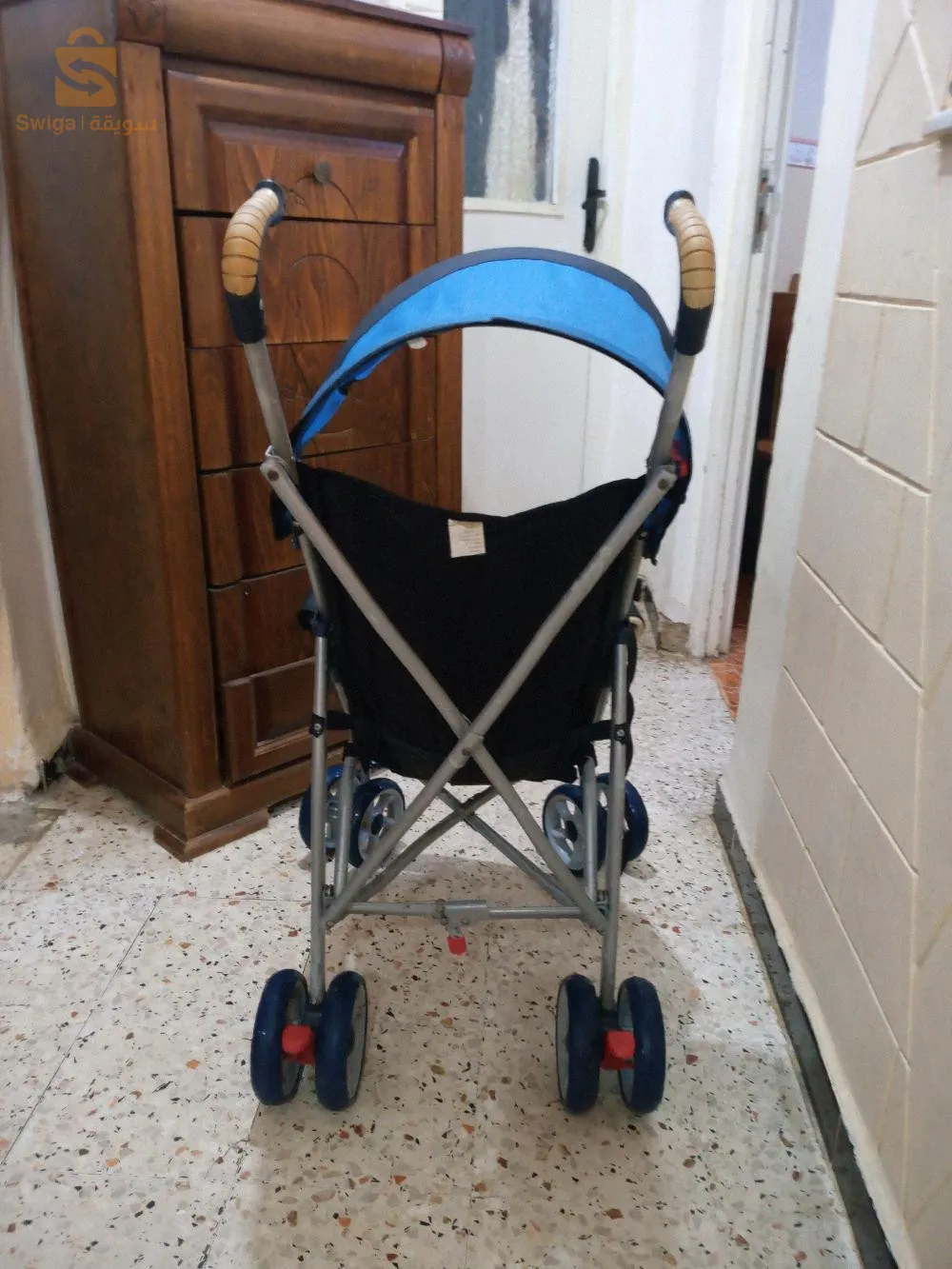 Poussette pingouin et lit pour bébé