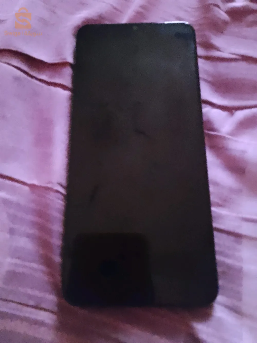 هاتف للبيع سعر 23 realme note 50 بالكرطونة سمانة منذ شراء الهاتف الي مهتم يرسل رسالة في الواتساب