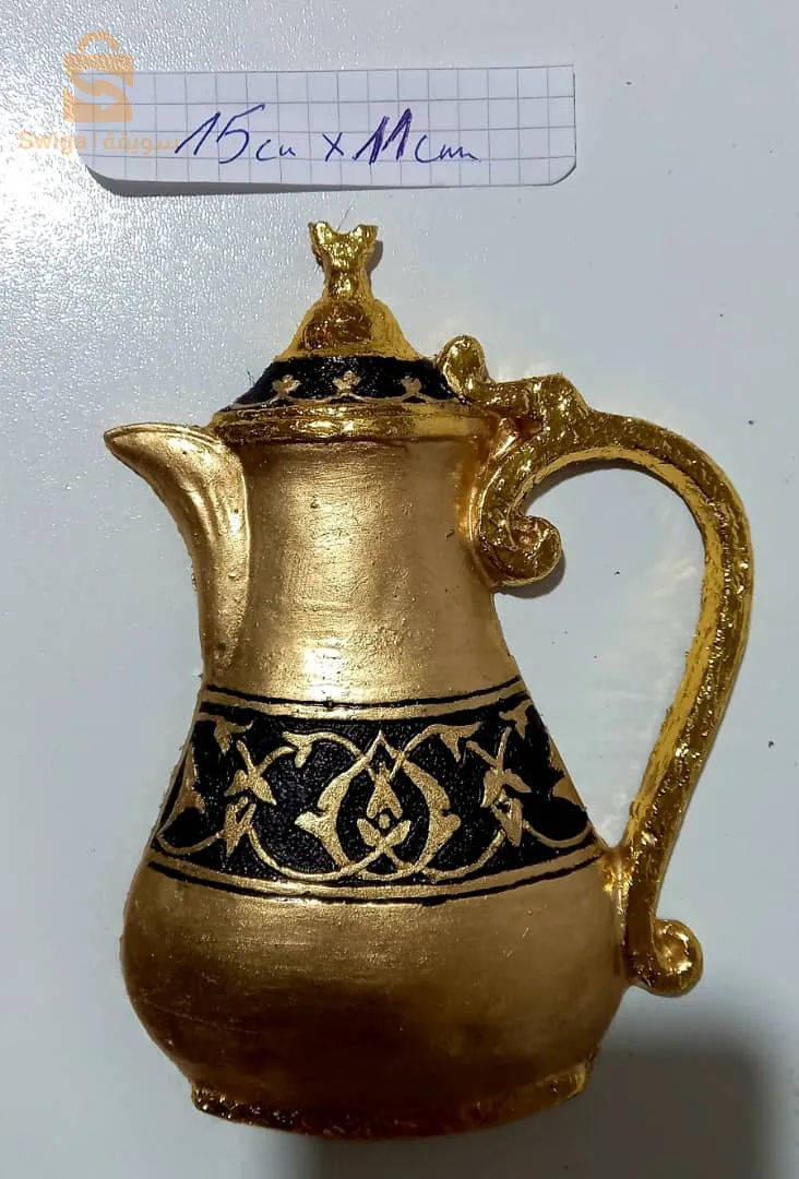 ورشة لصناعة التحف الفنية بجودة عالية