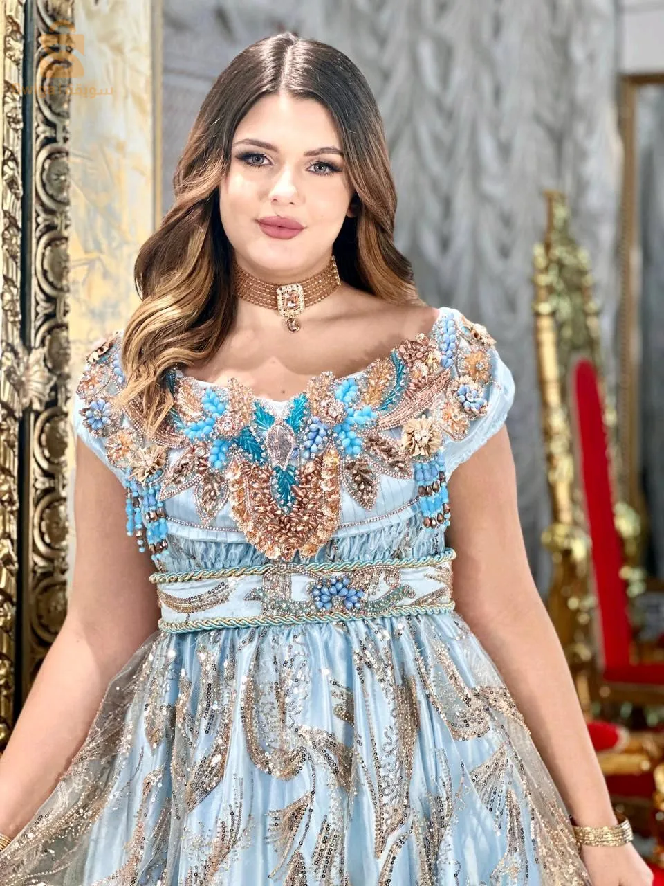 بلوزة وهرانية حرة