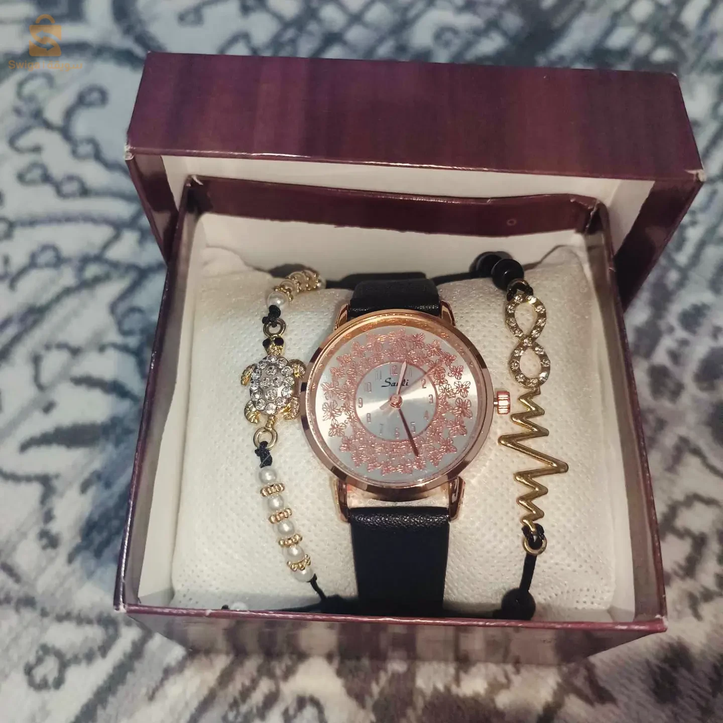 لمحبي تميز والاناقة 👌🏻✨دخول بضاعة 🔥😍  ساعات نسائية 🆕🔥ساعة ⌚+2 براسلي +العلبة 🎁بأسعار تنافسية و جد خيالية 😮