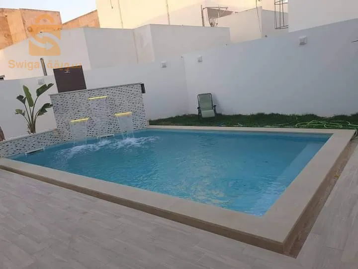 بناء المسابح