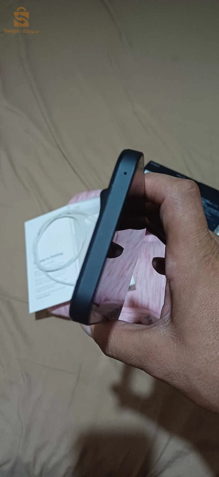 nothing 2a état 10/10 12/256 avec boite et chargeur 0772942781