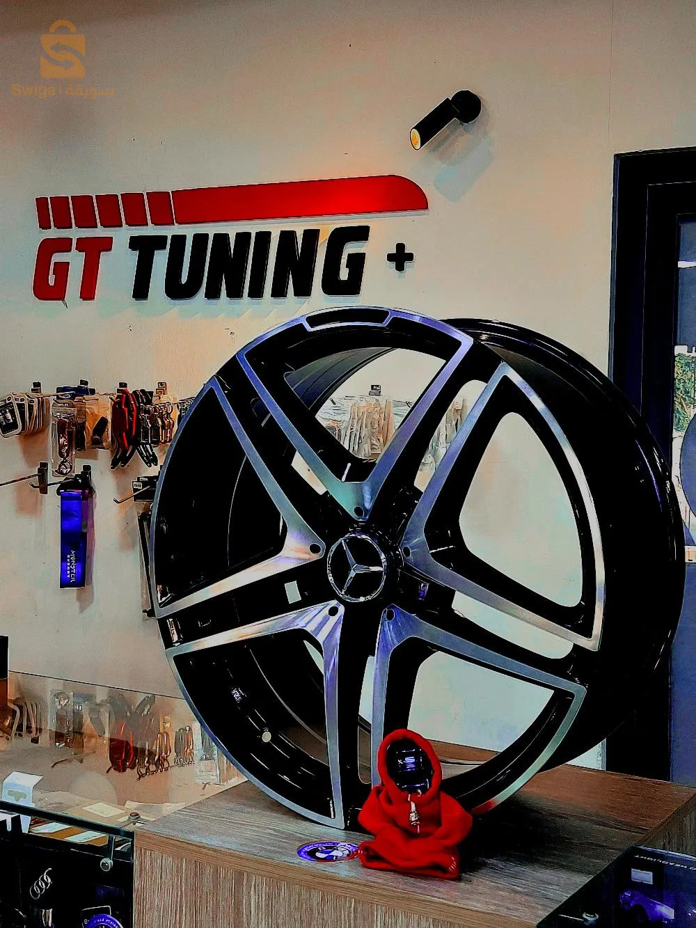 عجلات سيارة