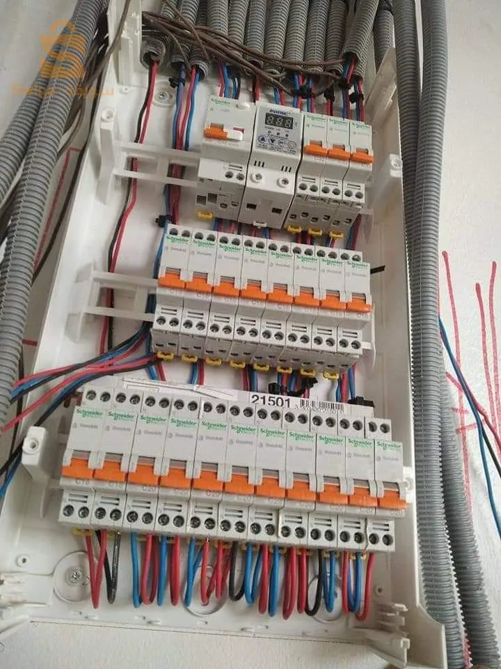 اصلاح الاعطال الكهربائية غي البيوت
