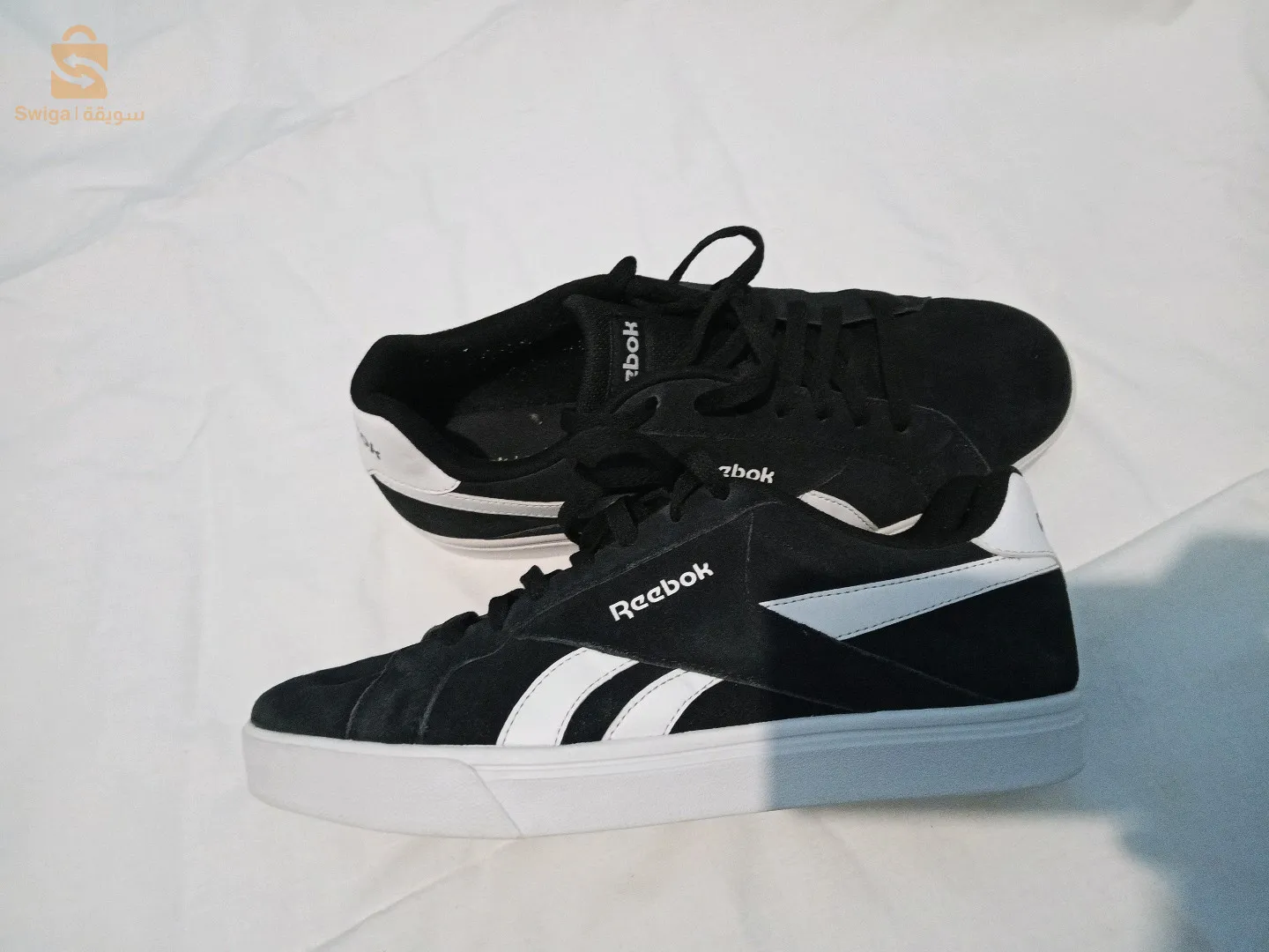 skeachers original orthopédique pointure 43 très bonne état 
Reebok original pointure 44 très bonne état