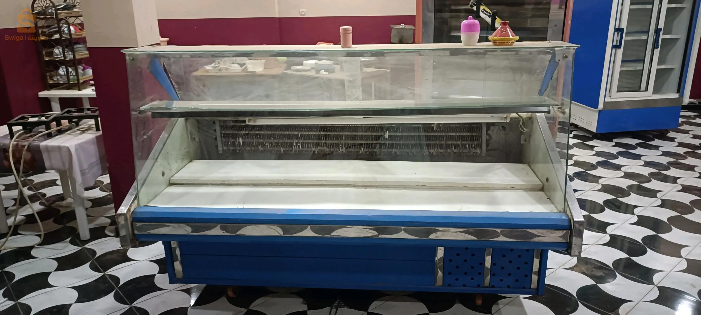 frigo prisontoir 2 metres /frigo prisontoir 2 port 1.5m