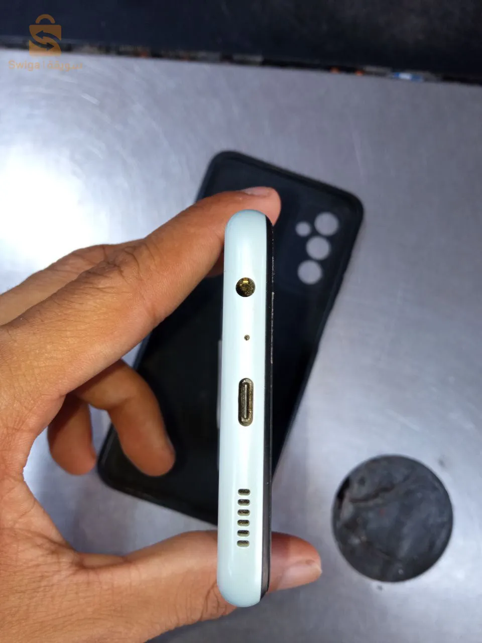 Samsung F13