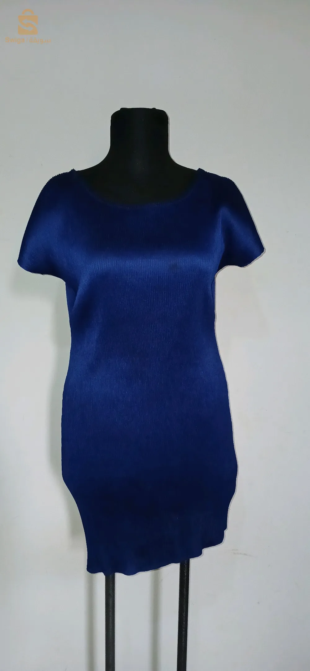 ملابس نسائية مستعملة حوالي 50 قطعة