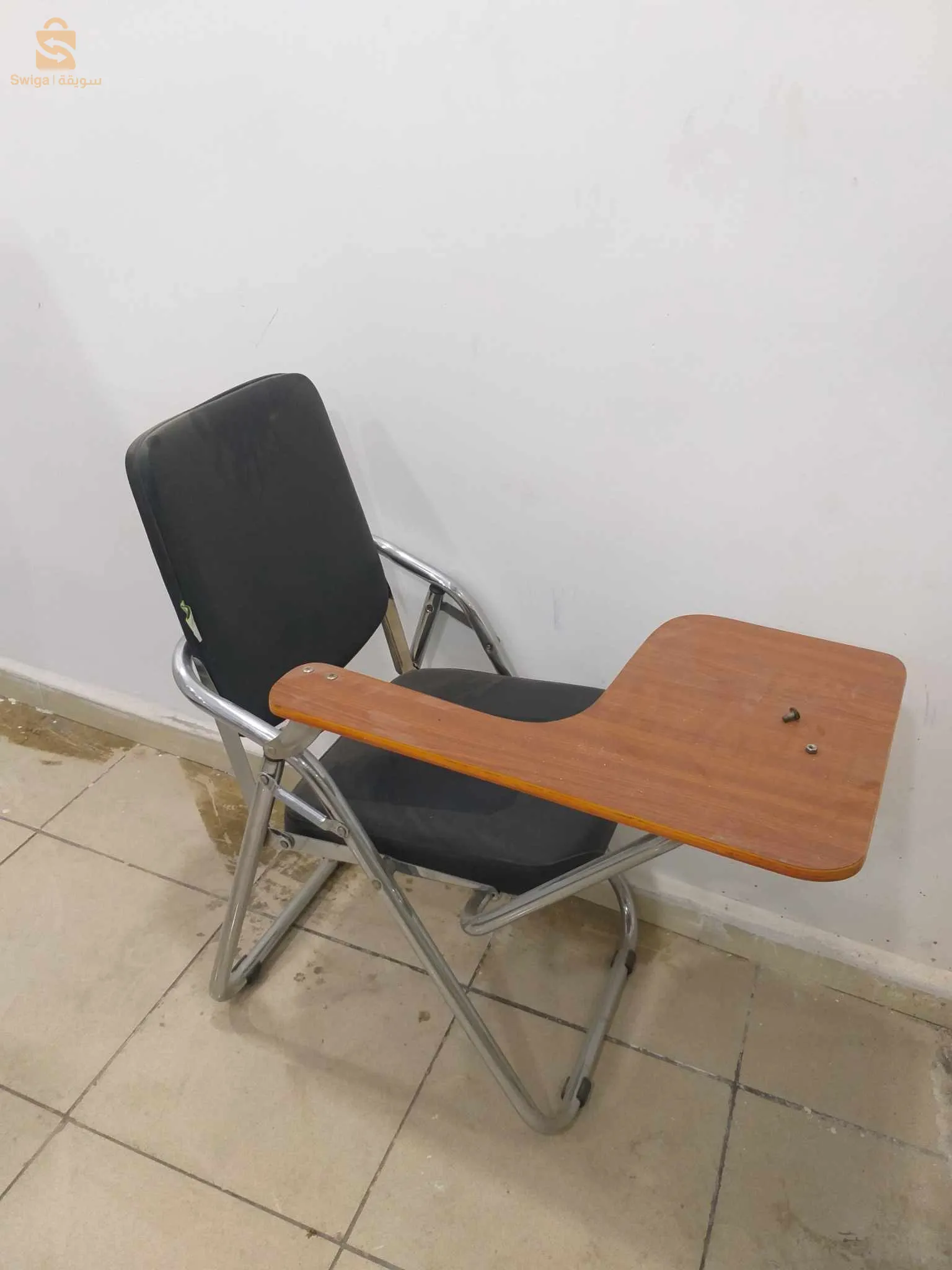 طاولات مدرسية