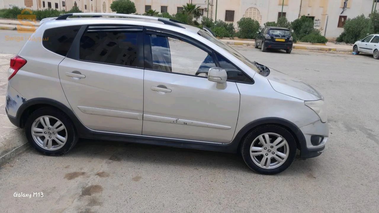 سيارة changan cx 20
