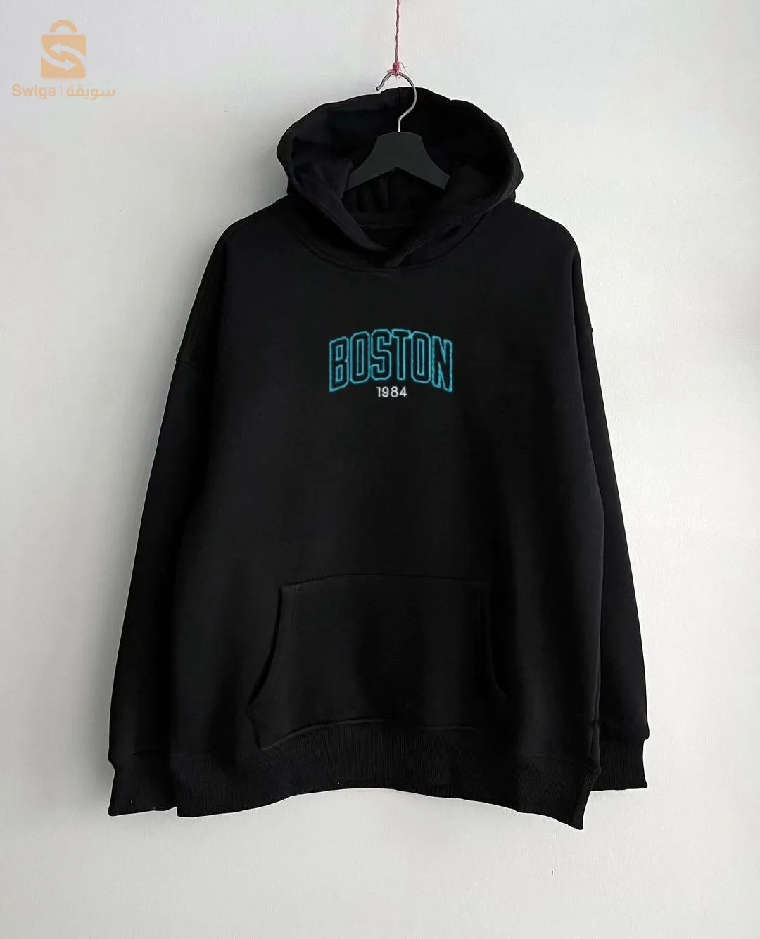 تيشيرت 
قطن 100٪
الالوان: ابيض / اسود 
المقاس : S/M/L/XL