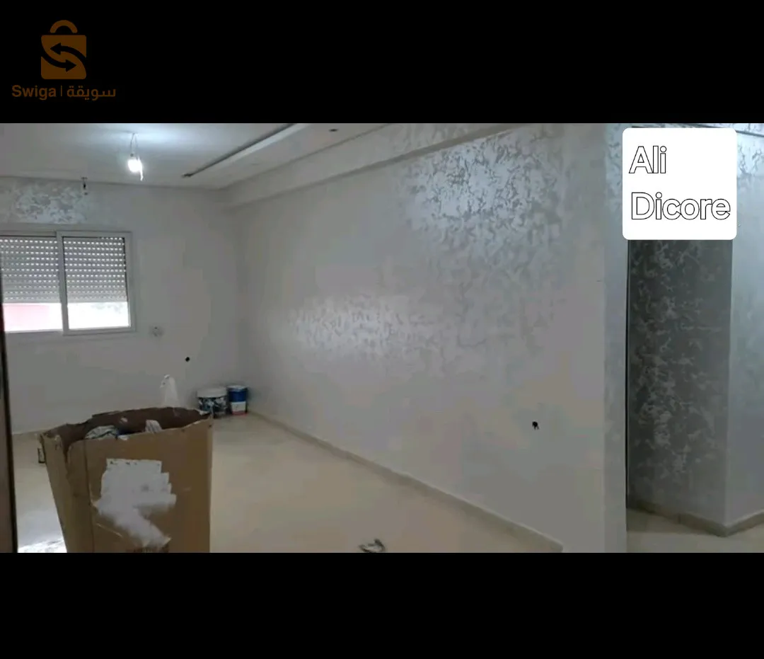 عامل صباغة وديكور منازل