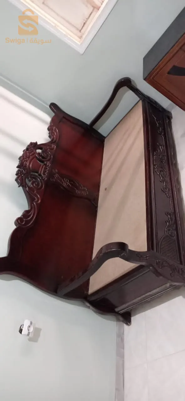 زوج كنابي مع طابل