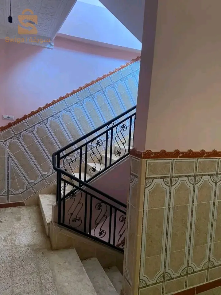 كاين سكن في الرمان القديم 135متر مع كل الوثائق. المهتم يتصل 0667982250 🤗