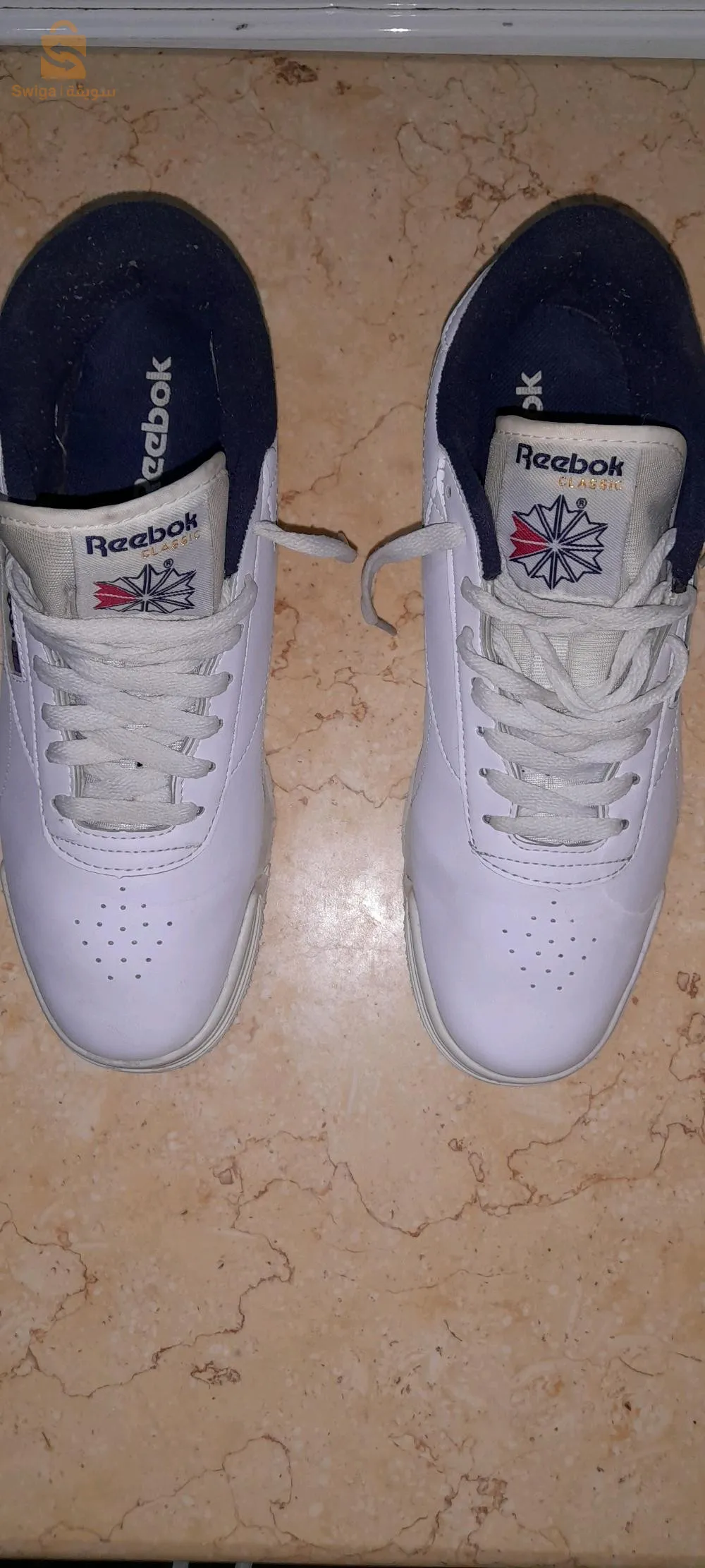 حذاء للبيع