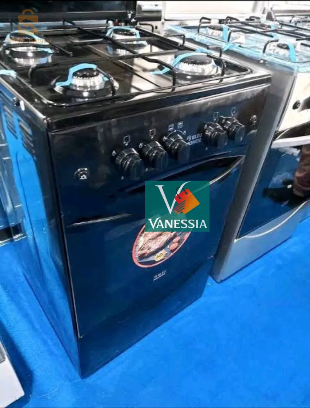 Cuisinière marque bleu monde noir
 
✅ Garantie 24 mois
✅50cm
✅4 feux
✅Noir
✅4 briquets
✅ tourne broche