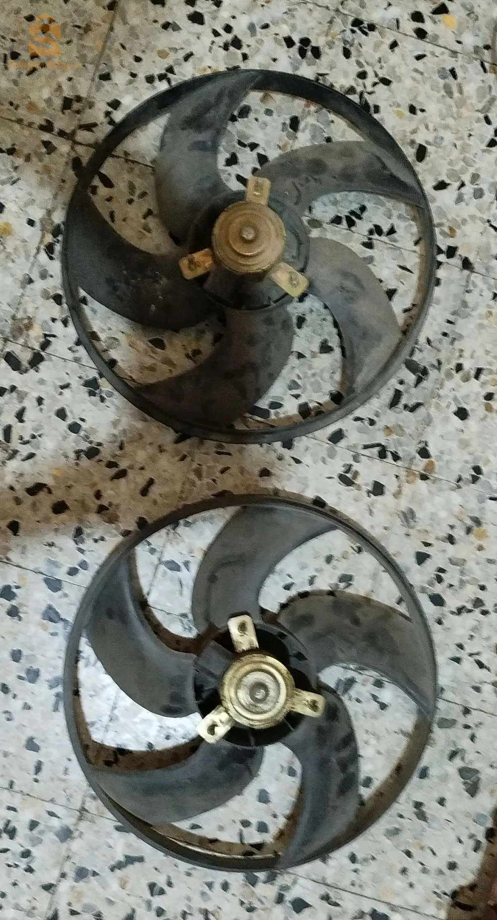 Ventilateur Peugeot 206 et klaxon italien a vendre