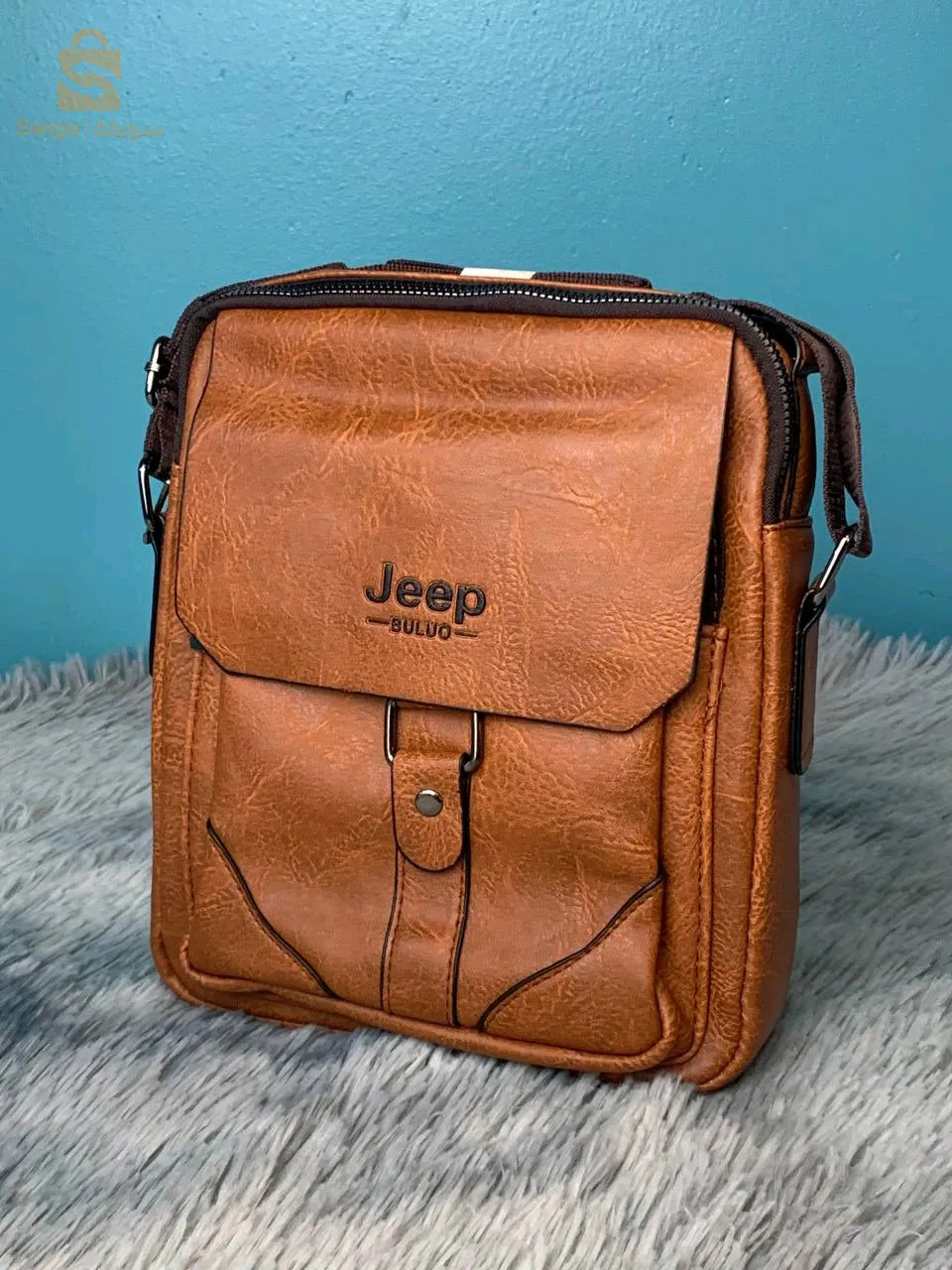 "Waterproof leather Jeep saddlebag."