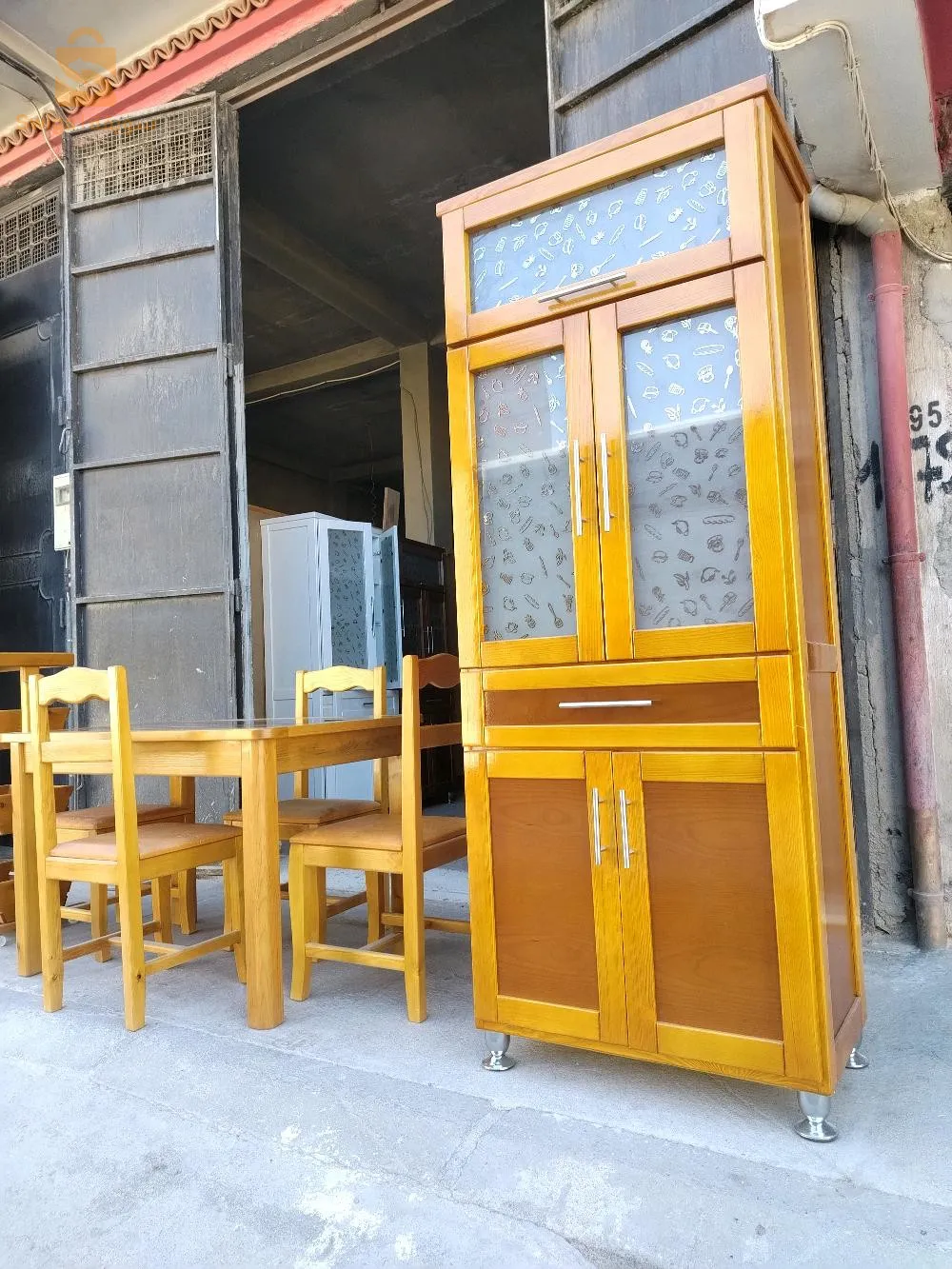 بيفي كوزينة خشب أحمر خدمة نجار