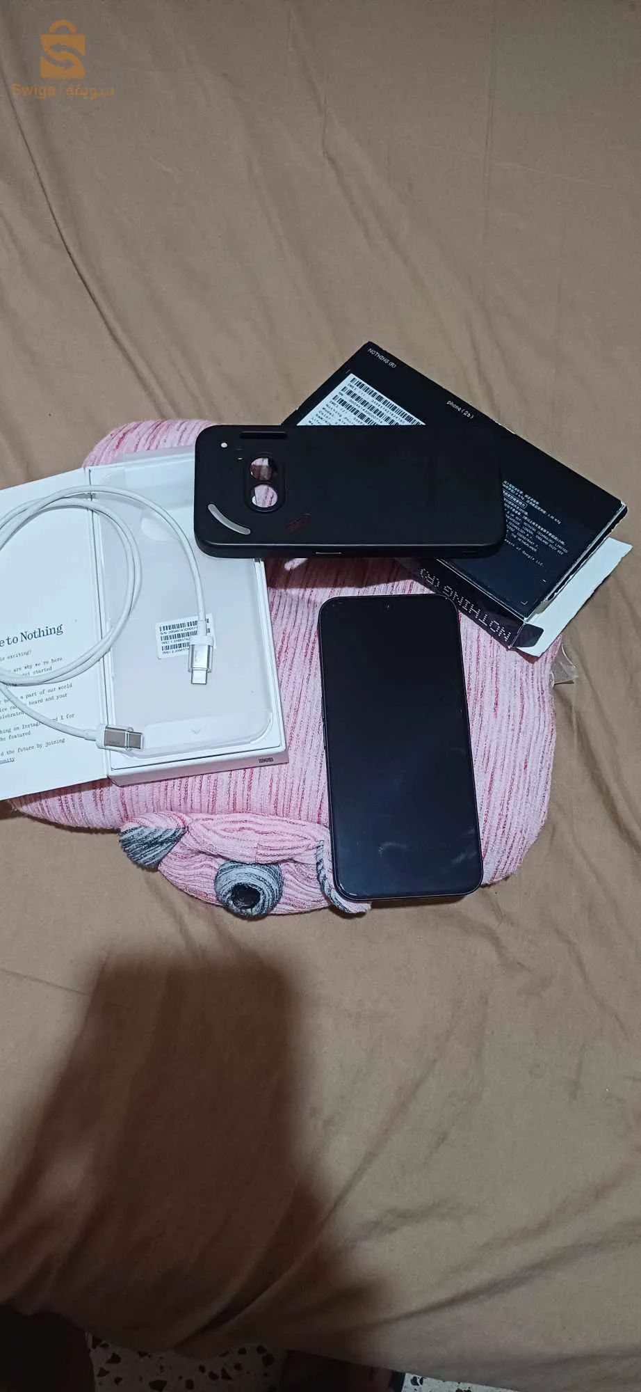 nothing 2a état 10/10 12/256 avec boite et chargeur 0772942781